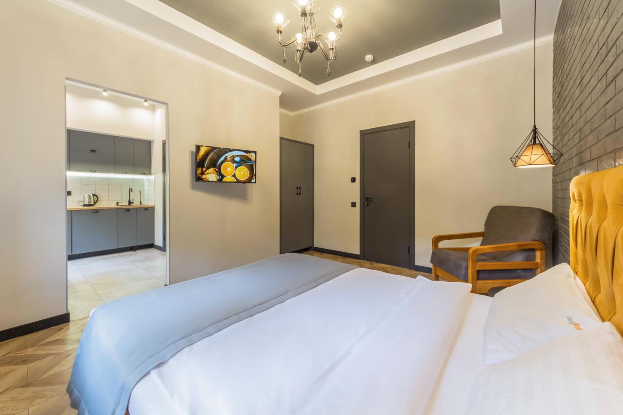 Self Check-In Apartments Kiev Luaran gambar