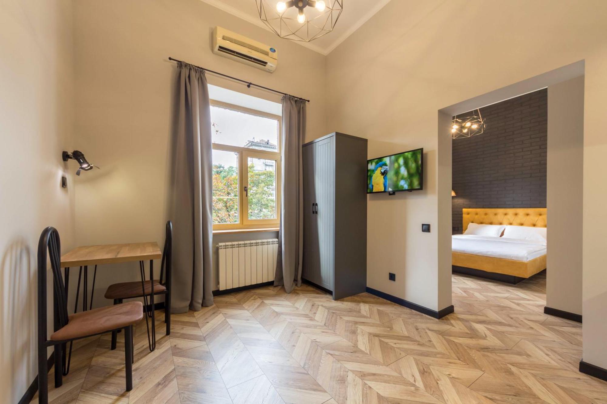 Self Check-In Apartments Kiev Luaran gambar
