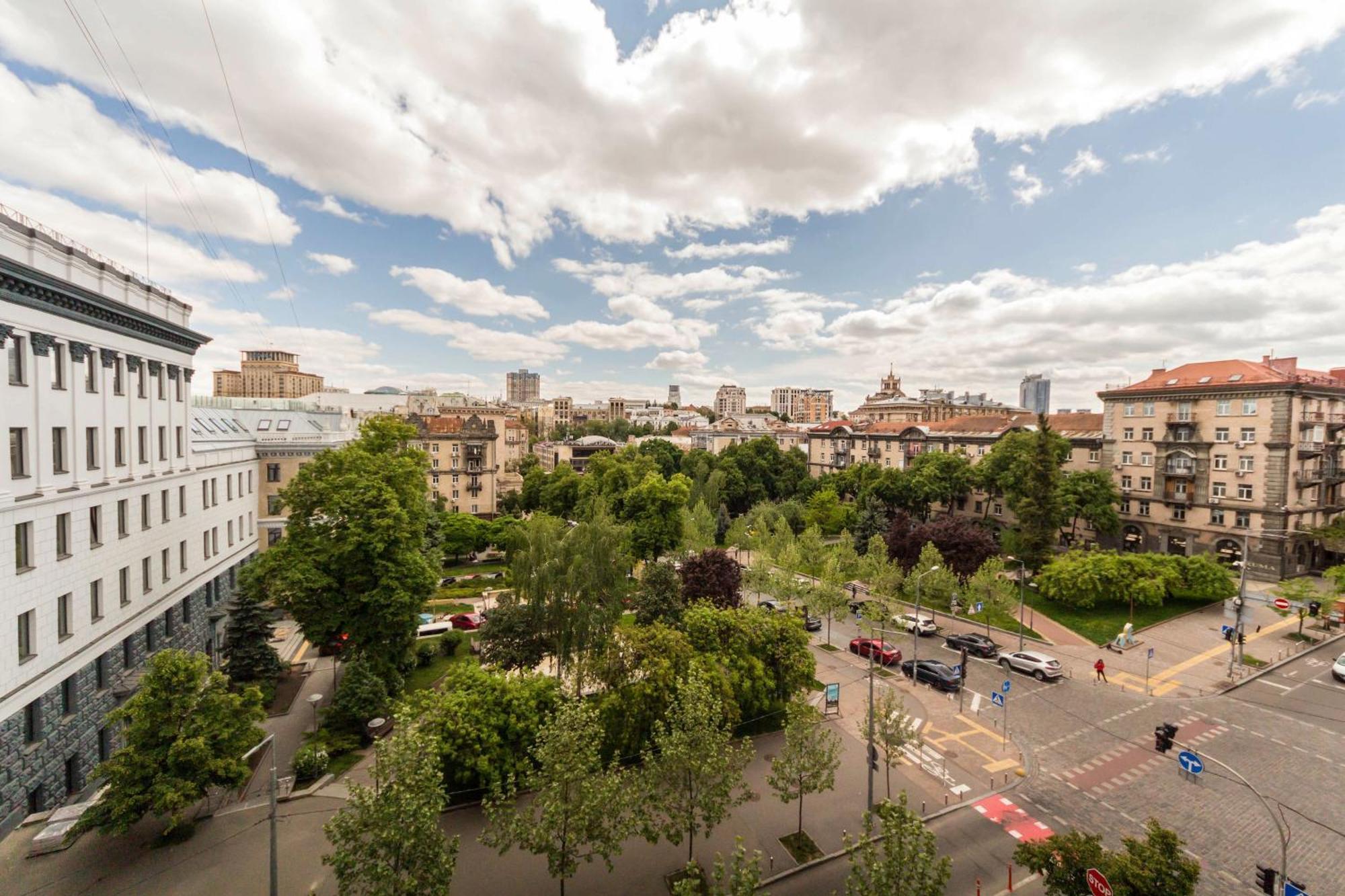 Self Check-In Apartments Kiev Luaran gambar