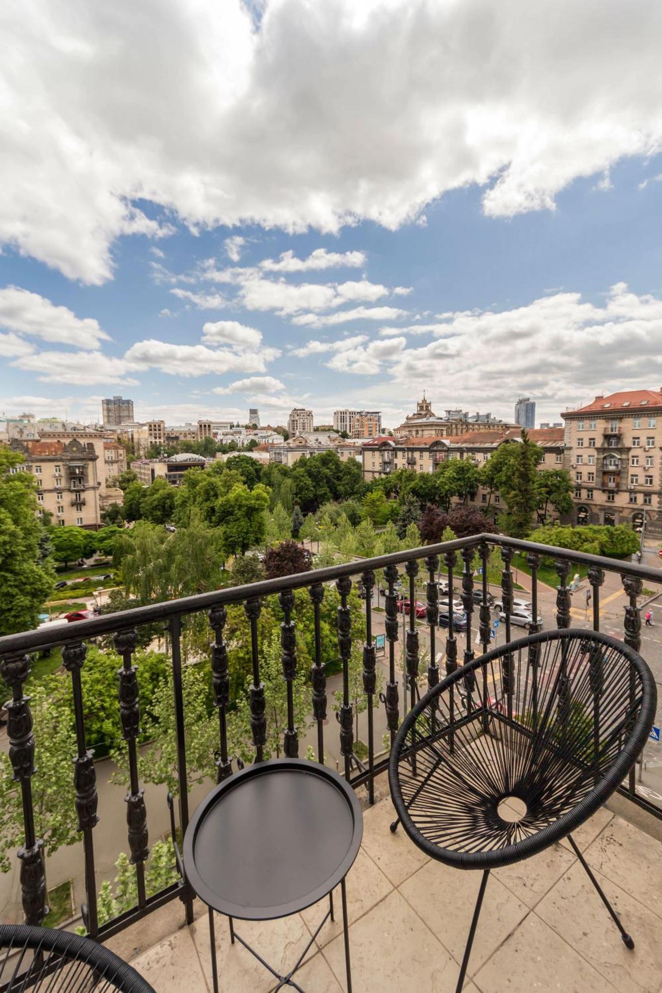Self Check-In Apartments Kiev Luaran gambar