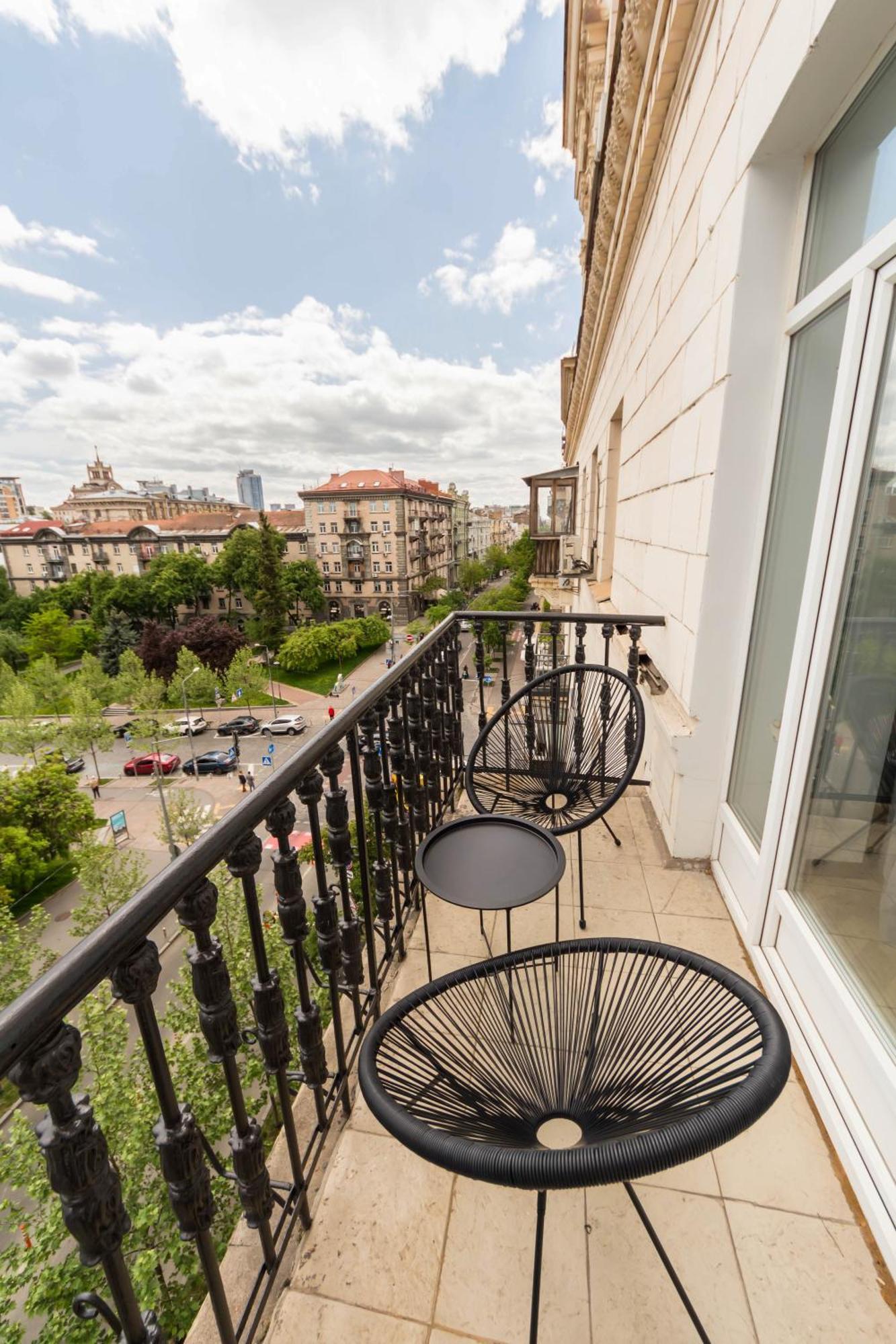 Self Check-In Apartments Kiev Luaran gambar